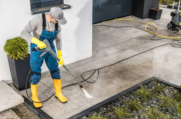 Why Choose Our Certified Pressure Washing Experts for Your Project Needs in Stratford, CA?